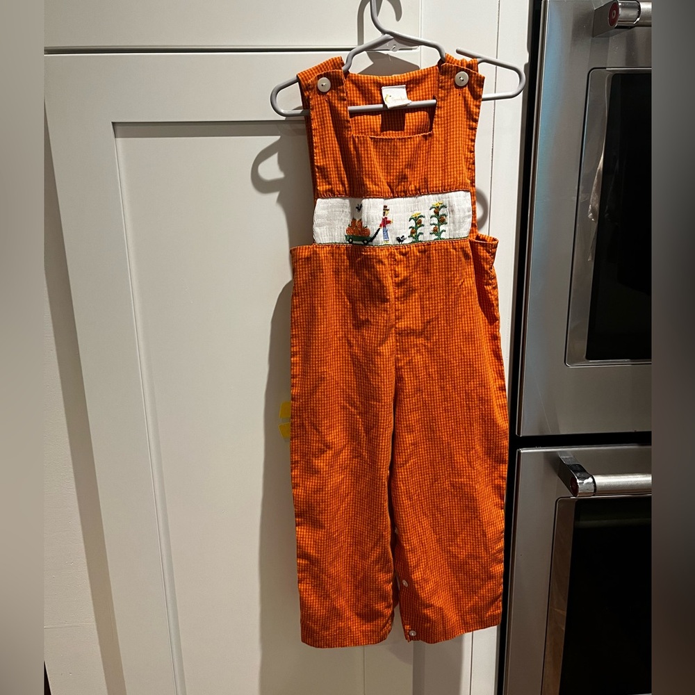 EUC smocked giraffe long Jon Jon farm pumpkin patch smock boys 3T